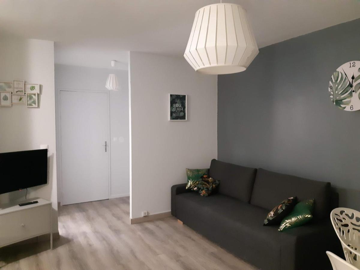 Jungle Apartment เมซ์ ภายนอก รูปภาพ